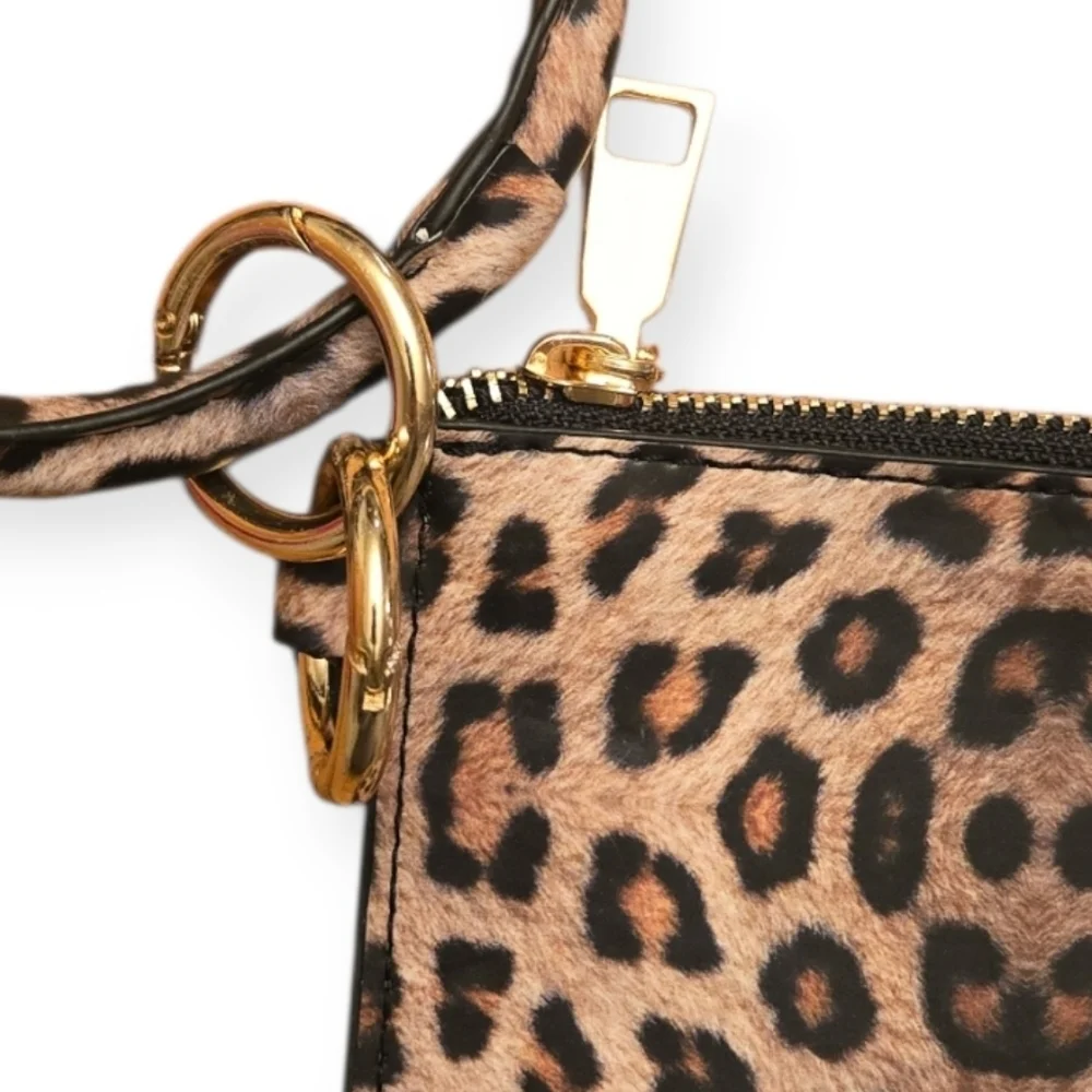 Boutique leopard print